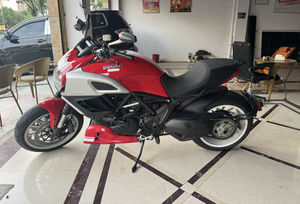 En 2023, <span class=keywords><strong>se</strong></span> utilizó para la motocicleta BMW G310R, con un motor perfecto, una motocicleta <span class=keywords><strong>de</strong></span> calle <span class=keywords><strong>de</strong></span> segunda mano casi nueva. - Product Image 5