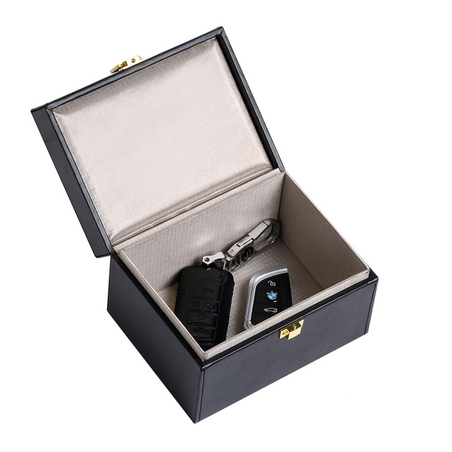 Signal Blocking Key Fob Faraday Cage Leather Box RFID  Box for Car Keys