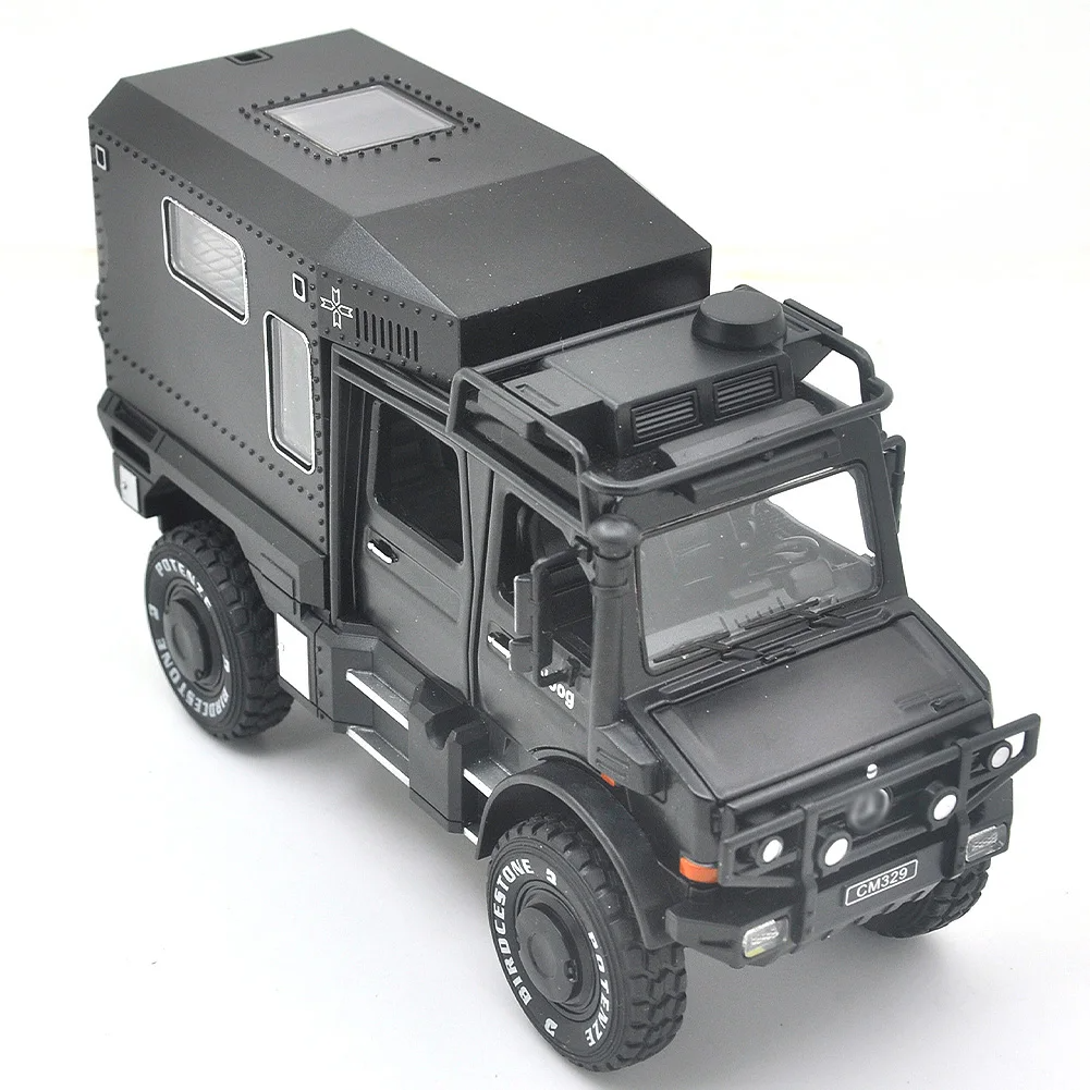 Welly 1:32 Mercedes-Benz Unimog orange / gris / noir 32380 modèle