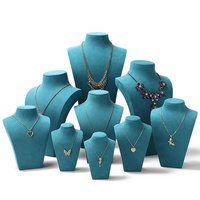 DIGU Présentoir de colliers incurvé noir à faible MOQ, buste de mannequin en microfibre pour bijoux, ensemble d'étagères de présentation de colliers pour vitrine