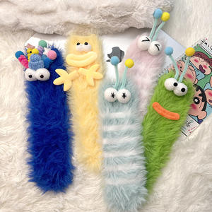 HY-4778 nouveau drôle chaussettes fille créatif chenille conception équipage corail polaire chaussettes femmes plus chaud sol bas hiver - Product Image 1