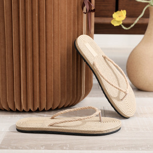 Pas cher en gros Chanclas mode en vente Jepit plat décontracté été plage femmes 2025 pur chanvre corde string sandales - Product Image 3