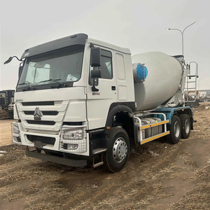 Camion à béton Sinotruck Howo 6x4 8m3 avec tambour - Product Image 5