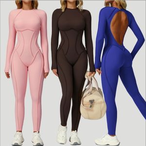 Женский комбинезон с длинным рукавом и открытой спиной - Product Image 1