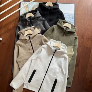 Nouveau costume de loisirs de <span class=keywords><strong>sport</strong></span> de printemps et d'automne avec veste à capuche et pantalon pressé en caoutchouc 100% coton tissé costume de <span class=keywords><strong>sport</strong></span> décontracté - Product Image 3