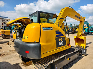 Precio bajo Excavadora de tamaño pequeño Komatsu PC60 Excavadora hidráulica sobre orugas con bajas horas de trabajo a la venta - Product Image 5