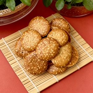 Biscotti Croccanti al Burro di Sesamo da 230g, Lunga Durata (8 Mesi), Ideali per Casa o Viaggio - Ingrosso Cinese con Ampia Disponibilità - Product Image 4