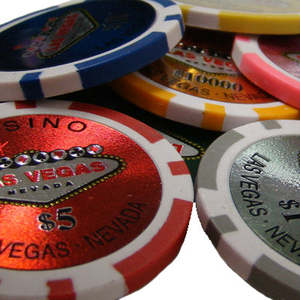 Portador de fichas de póker de estilo Las Vegas acrílico 600 de alta calidad con bandeja de juego incluida - Product Image 2