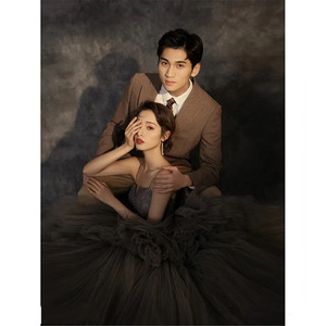 Elegant Gray Ball Gown Wedding Dress With Long Train Sweetheart Neckline Tulle Fabric Vintage Style Studio Photography Outfit - Product Image 4