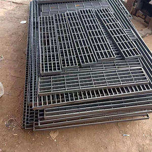 <span class=keywords><strong>Grille</strong></span> <span class=keywords><strong>de</strong></span> <span class=keywords><strong>sol</strong></span> <span class=keywords><strong>de</strong></span> garage en acier inoxydable <span class=keywords><strong>Grille</strong></span> <span class=keywords><strong>de</strong></span> gril <span class=keywords><strong>Grille</strong></span> <span class=keywords><strong>de</strong></span> vidange <span class=keywords><strong>de</strong></span> tranchée en forme <span class=keywords><strong>de</strong></span> V - Product Image 4