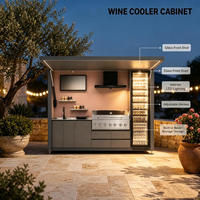 Station de cuisson extérieure personnalisée avec auvent rétractable et barbecue à gaz intégré pour jardin de villa