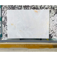 Plan de travail de lavabo en marbre onyx blanc neige, plaque de pierre rétroéclairée décorative, carreaux muraux et de sol en onyx blanc naturel