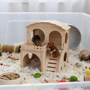 Casa de Madera de Doble Capa para Cobayas con Rampa y Plataforma para Hámsteres - Product Image 6