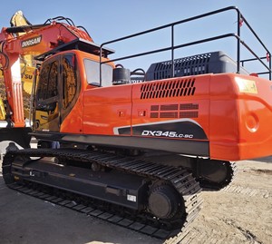 รถขุดมือสอง Doosan DX345LC-9C รุ่นใช้งานหนัก พร้อม EPA CE รถขุดตีนตะขาบ Doosan DX345 DX345LC-9C มือสอง เครื่องยนต์สภาพดี - Product Image 1