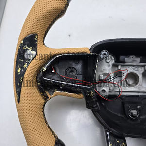 <b>Spot</b> New Products Forged Carbon Fiber Leather <b>LED</b> Paddle Grip Steering Wheel for Dodge Challenger SRT Car Steering Wheel - Product Image 5