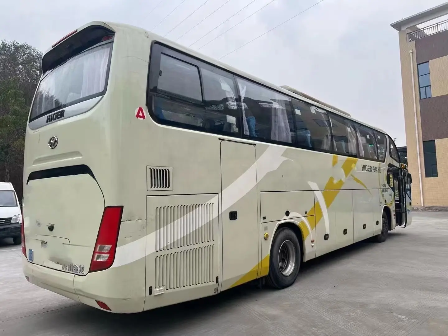 HIGER H92 39 posti 1.5 ponte autobus personalizzabile di lusso RHD OK Intercity Express Transport Coach per l'africa affidabile di alta qualità