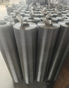 Welded Galvanized Steel <b>Wire</b> <b>Mesh</b> Roll Protective Fence <b>Mesh</b> for Farm Use - Product Image 4