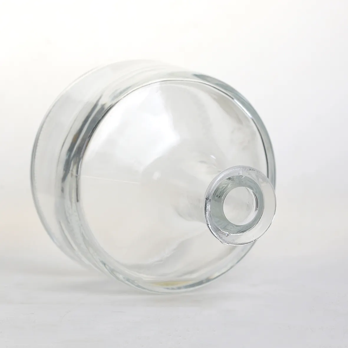 工場卸売750mlシンプルファッション透明ウイスキーガラス瓶フルーツワインドリンクボトル