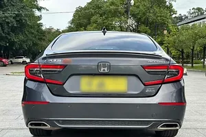 <span class=keywords><strong>Honda</strong></span> <span class=keywords><strong>Accord</strong></span> Usado, Vehículo Económico, Volante a la Izquierda, China, 2.0L 148HP, Luces LED, Cuero, Personalizado, Turbo, Tracción Total - Product Image 3