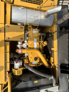 Excavatrice Caterpillar 329D d'occasion, 29 tonnes, hydraulique, sur chenilles, d'origine japonaise, en bon état, faible nombre d'heures, prix avantageux - Product Image 4