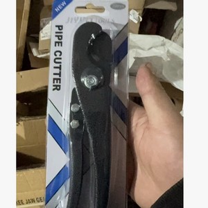 Manual Rotary Pipe Cutter Carbon Steel Heavy-duty Cutter Diy Tools - Product Image 1