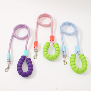 طوق كلاسيكي للحيوانات الأليفة من النايلون بنمط صلب ومقبض قطني على شكل سحابة، مناسب للمشي في الهواء الطلق للحيوانات الأليفة من السلالات الصغيرة والمتوسطة - Product Image 1