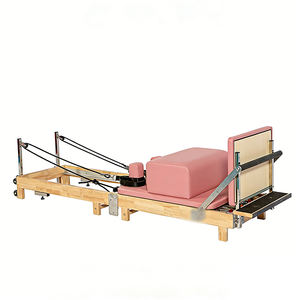 جهاز بيلاتس ريفورمر خشبي من خشب البلوط للتمارين الرياضية الاحترافية والمتينة، مناسب لاستوديوهات اليوغا - Product Image 2