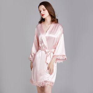 Peignoir de luxe pour femme, grande taille, en soie glacée, à manches longues, collection Printemps/Été, idéal pour la détente, la nuit ou comme robe de mariée/d Demoiselle d'honneur - Product Image 2