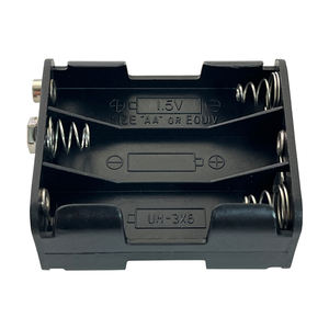 OKYN231217-3 Boîtier de support de pile double face en plastique 6*AA avec boucle pour pile 9V - Product Image 1