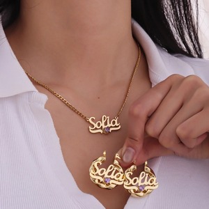 DUOYING Personalisiertes Namensschmuck-<span class=keywords><strong>Set</strong></span> mit Geburtsstein, 18K Vergoldeter Edelstahl, Zirkon-Buchstaben-Ohrringe und Halskette für Frauen und Kinder - Product Image 5