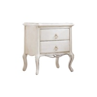 Lit de luxe français Lit princesse vintage sculpté en fer doux avec caractéristiques intelligentes Inspiré du palais Disponible en King Queen Double