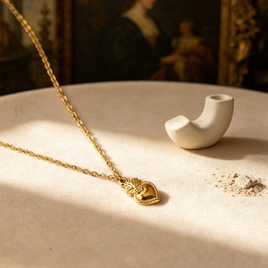 Collar con Logotipo Personalizado del Fabricante, Collar de Acero Inoxidable Resistente al Agua y al Deslustre, Chapado en Oro de 18k con Forma de Corazón para Mujer - Product Image 4