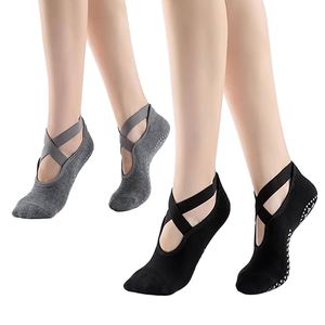 Calcetines de Yoga Personalizados para Mujer con Agarre para Pilates, Ballet, Pure Barre y Ejercicios Descalzos - Product Image 5