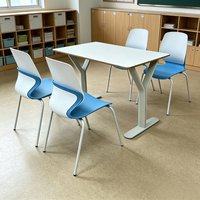 Ensemble de table et chaises de salle à manger en plastique, durable, écologique, design minimaliste, 4 places, facile à nettoyer, couleurs personnalisables, hôpitaux