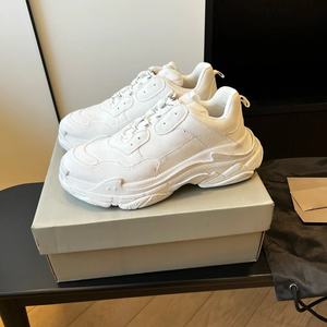 รองเท้ากีฬาแบรนด์ BB สำหรับผู้ชายและผู้หญิงสุดหรู - เทรนด์แฟชั่น - รองเท้าลำลองสไตล์คลาสสิกคุณภาพสูง - Product Image 3