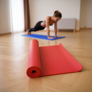 Tapete de Yoga Rojo de PVC, 173*61*0.4cm, Tapete de Ejercicio Resistente para Fitness y Flexibilidad - Product Image 3
