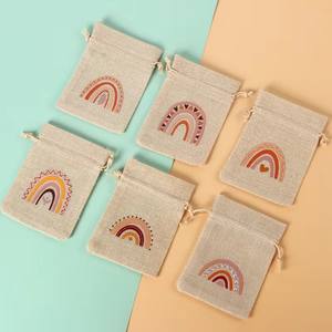 Vente en gros de sac <span class=keywords><strong>cadeau</strong></span> avec cordon de serrage pour bonbons sur le thème de la licorne de la ferme arc-en-ciel, fête prénatale, promotions de mariage campagnard rustique - Product Image 2