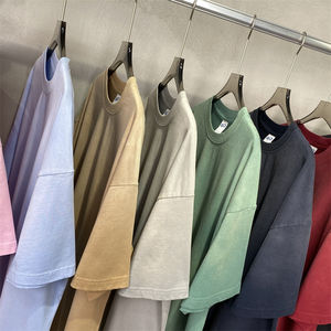 Camiseta gráfica de lavado ácido de gran tamaño Camiseta de hombre con estampado personalizado vintage de algodón 100% - Product Image 4