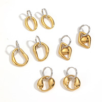 Pendientes de Acero Inoxidable de Colores, Diseño Exclusivo con Ganchos Circulares Irregulares y Huecos
