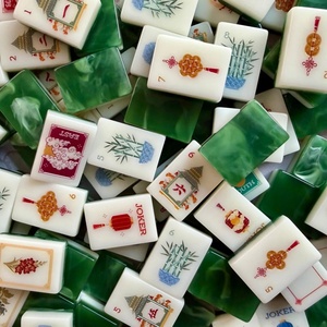 Juego de Mahjong Americano de Acrílico Grabado con Esmeraldas, Estilo Americano, con Diseño de Fuego y Riqueza, Nuevo y Popular, Regalo para Juegos de Casino - Product Image 5