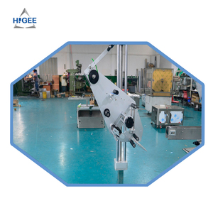 Applicateur d'étiquettes automatique personnalisé pour surfaces planes avec machine de pagination pour l'étiquetage des sachets - Product Image 4