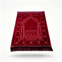 Cheap Wholesale Beautiful Design Muslim Prayer Mat Islamic Prayer Rugs Perfect Ramadan Gifts Carpet for Mosque