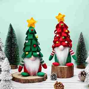 Adornos Navideños Hechos a Mano al por Mayor, Adornos de Fieltro con Pompones, Muñecos sin Rostro, Santa Claus del Bosque - Product Image 1