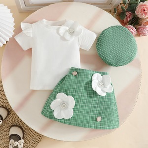 Ensemble trois pièces décontracté et respirant pour bébés filles de 0 à 3 <span class=keywords><strong>ans</strong></span> : <span class=keywords><strong>T</strong></span>-<span class=keywords><strong>shirt</strong></span> à manches courtes, jupe et béret avec motif - Product Image 2