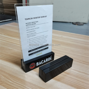 حامل علامة طاولة A5 مخصص قاعدة خشبية سوداء مع خيمة أكريليك - Product Image 2