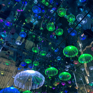 Hot bán sợi quang <span class=keywords><strong>LED</strong></span> sứa ánh sáng mặt dây chuyền IP65 không thấm nước môi trường xung quanh Đèn chùm trần đèn cho thanh trang trí kỳ nghỉ - Product Image 6