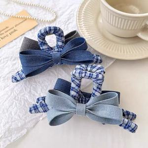 Pince à cheveux en plastique à nœud en jean bleu à carreaux coréen, mignonne et élégante, pour usage quotidien des filles, avec fixation en tissu - Product Image 6