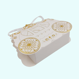 New Style Wedding Gift Box Free Design Gold Stamping Candy Packaging Paper Box