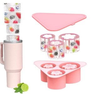 Bac à glaçons en silicone Stanley, 3 cavités, forme de fleur, pour la préparation de boissons - Product Image 2