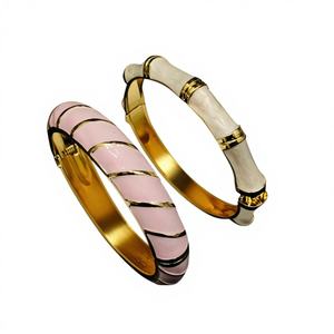 กำไลข้อมือโลหะผสมสีสันสดใส งานฝีมือเคลือบสีแบบอินเดีย สำหรับผู้หญิง ขายส่ง เหมาะสำหรับงานปาร์ตี้ ทันสมัย - Product Image 1